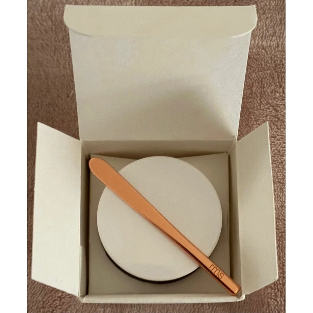 NIB RMS Master Radiance Base Deep In Radiance - Picture 2 of 4